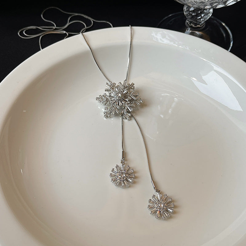 14K Gold-Plated Christmas Rotating Zircon Snowflake Sweater Chain Necklace