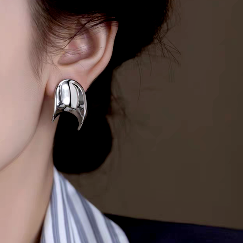 14K Gold-Plated Elegant Minimalist Metal Spiral Earrings