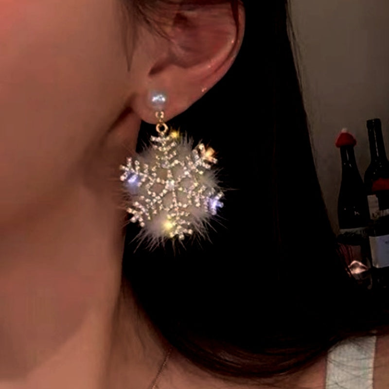 Silver Post Christmas Snowflake Pearl Earrings