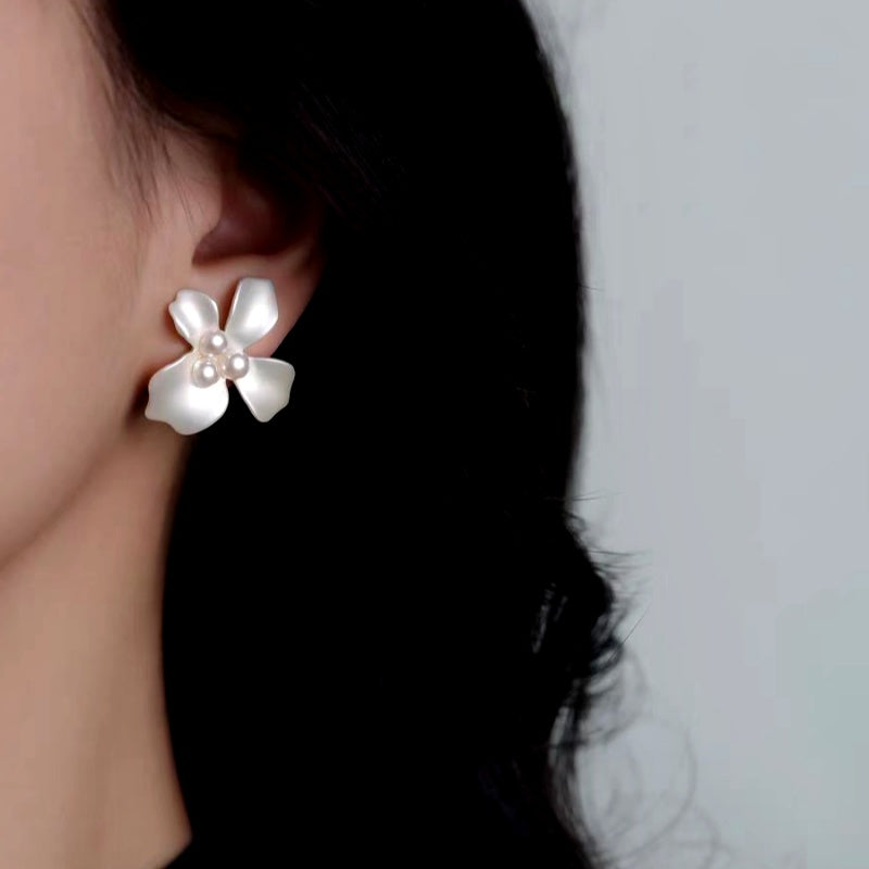 Sterling Silver Pearl Flower Stud Earrings