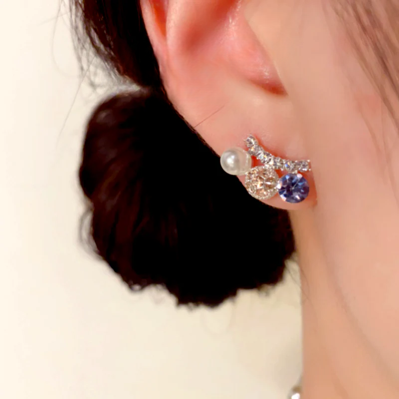 14K Gold-Plated Elegant Zircon Diamond Pearl Stud Earrings