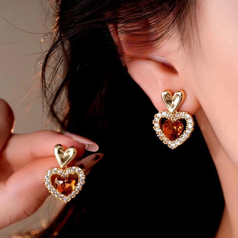 14K Gold-Plated Zircon Diamond Heart Earrings